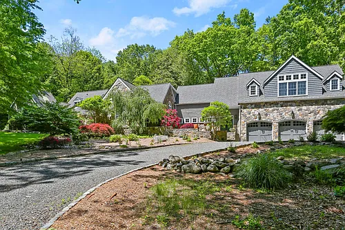 3 Twin Oaks Ln Photo 1