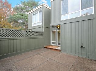 1734 NW Midlake Ln, Beaverton, OR 97006