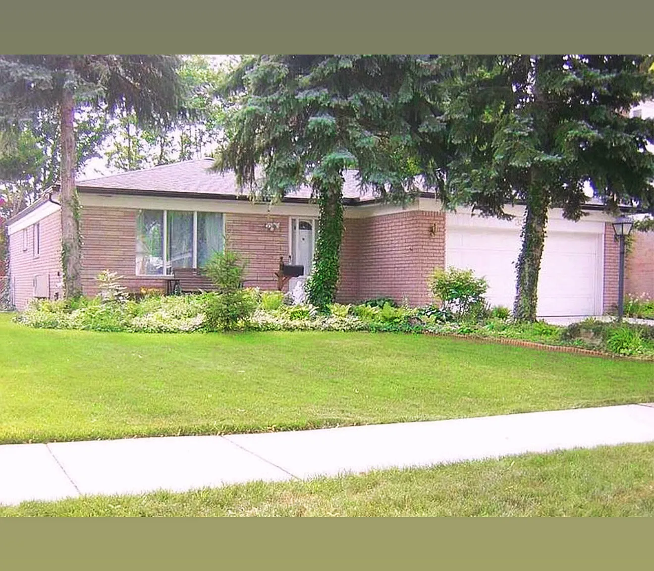 Breckenridge Dr, Sterling Heights — Photo 1