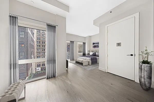 Rented by Compass | media 27