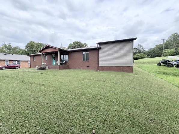 19 Minix Dr, Salyersville, KY 41465