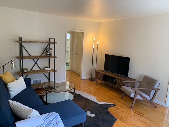 2nd image of 331 S Cochran Ave APT 3