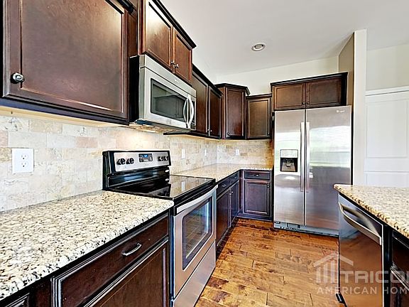 4th image of 431 Tessa Ct