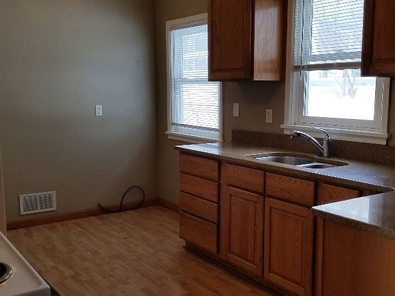 2nd image of 221 W 18th St