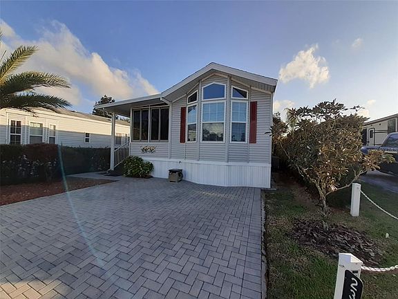 2nd image of 2330 LIMEWOOD AVENUE #051