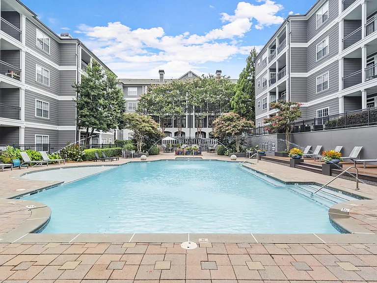 Cortland North Brookhaven — Photo 15