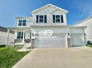 1021 25th St SE, Altoona, IA 50009
