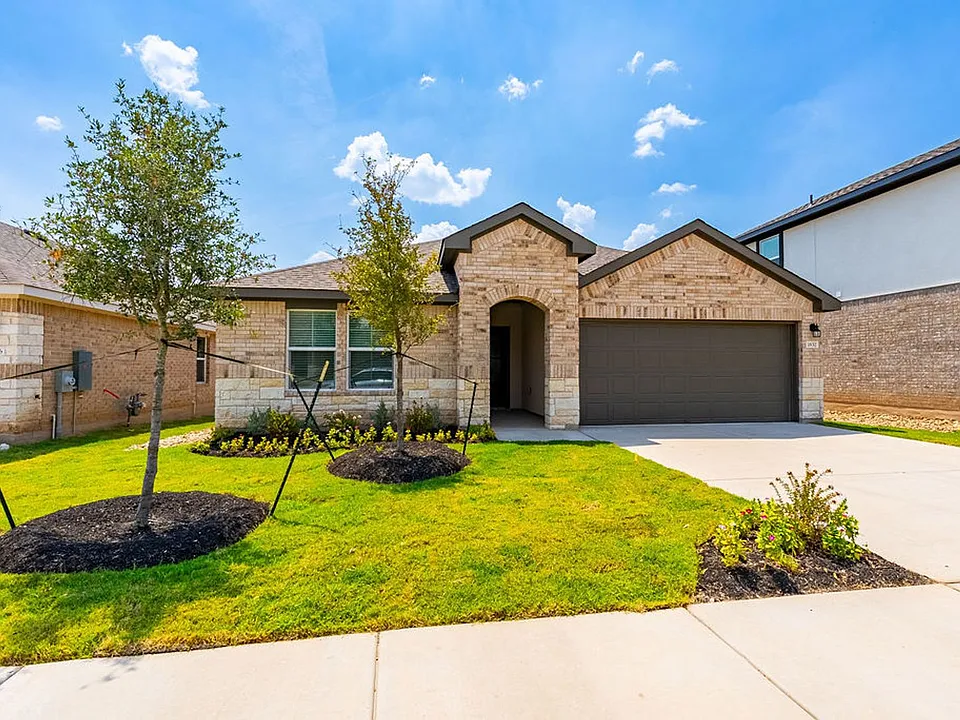 1832 Dandy Brush Dr