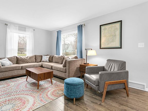 4th image of 727 Marquette Ave