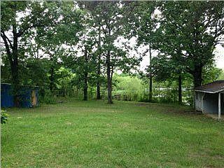3rd image of 152 Twin Lakes Dr