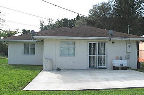 3rd image of 1715 NW 107th St