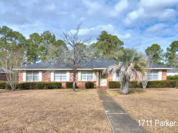 1711 Parker Ave, Albany, GA 31707