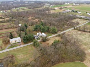 587 Chestnut Hill Rd, Denver, PA 17517