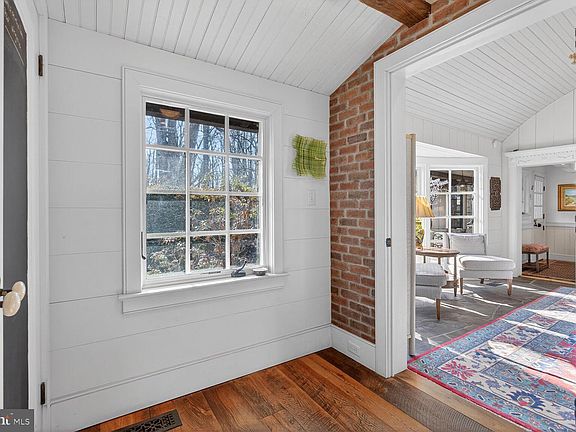 5th image of 17651 Raven Rocks Rd