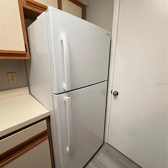 246 Afton Sq #106 — Photo 7