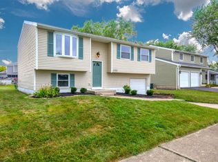 1353 Silvertree Dr, Galloway, OH 43119