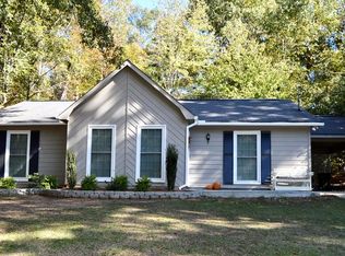 7 Redfield Dr, Phenix City, AL 36869