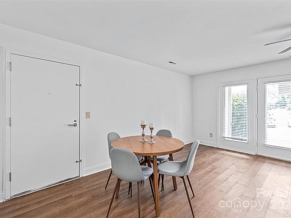5th image of 6129 Meadow Rose Ln