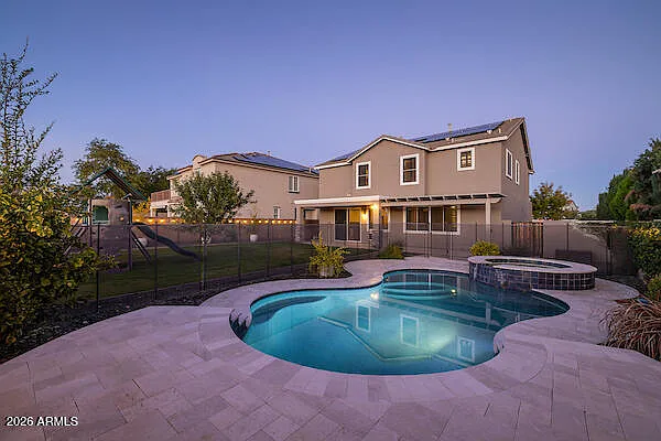18469 W Sunnyslope Ln — Photo 21