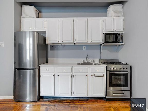3rd image of 24-51 38th St APT 8C
