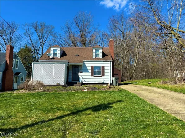 464 W Hylda Ave, Youngstown, OH 44511