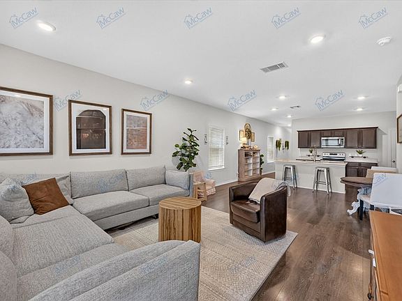 5th image of 3108 Herrera Dr