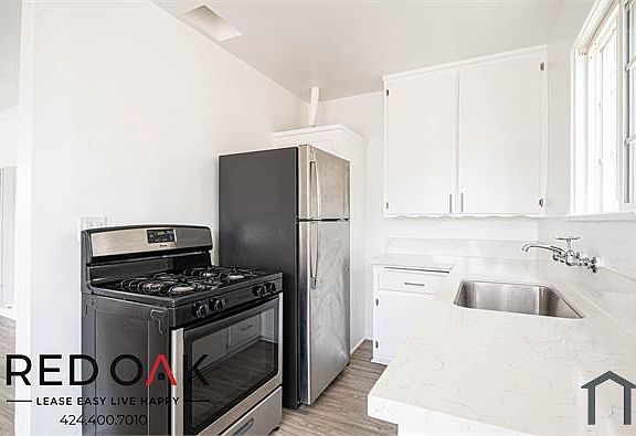 4th image of 2417 W Vernon Ave #2417