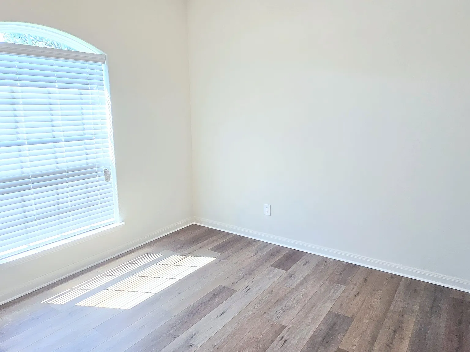 3 bed, 1364 sqft, $1,750 — Photo 4