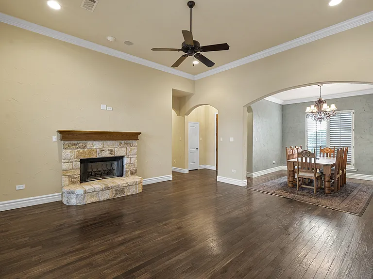7030 Flagstone Cir — Photo 5