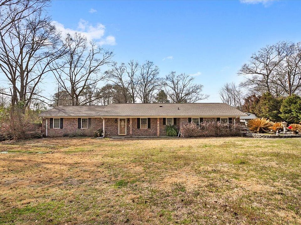 11 Giles Dr, Laurel, MS 39443 MLS 136892 Zillow