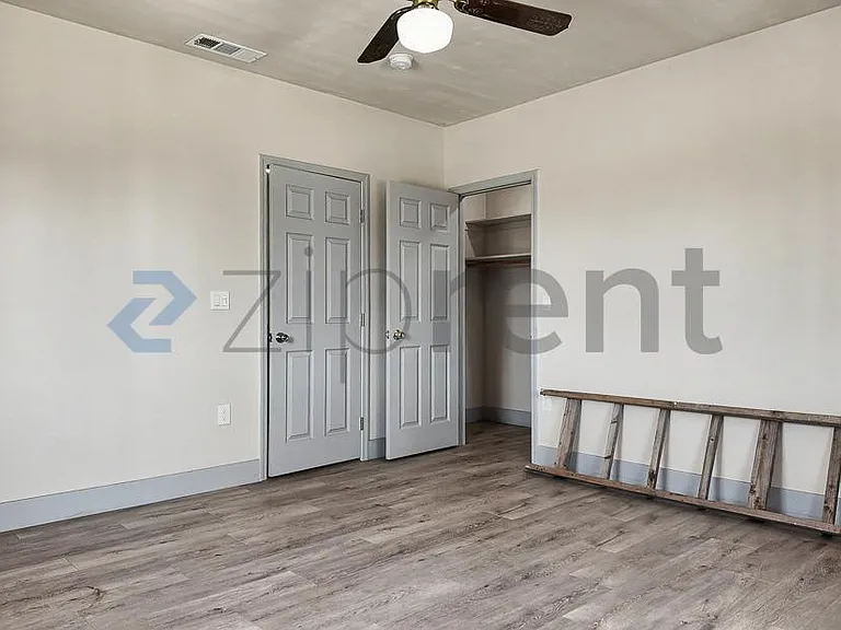 7604 28th St #MAIN HOUSE — Photo 53