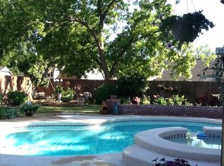 605 Meadowood Dr, Broken Arrow, OK 74011