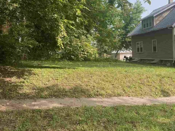 4642 Izard St, Omaha, NE 68132