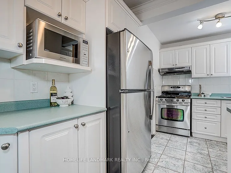 335 Willowdale Ave — Photo 20