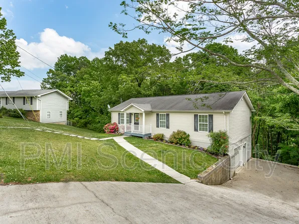 343 Pine St, Ringgold, GA 30736