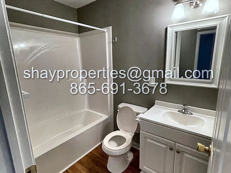 8220 Fallen Rock Dr — Photo 6
