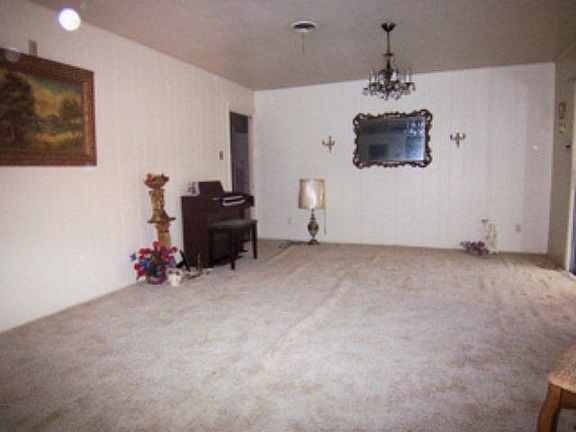 2nd image of 136 Hillcrest Dr