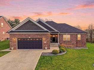 627 Fourwinds Dr, Richmond, KY 40475