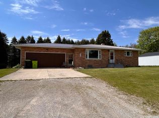 315 Blondin St, Pinconning, MI 48650