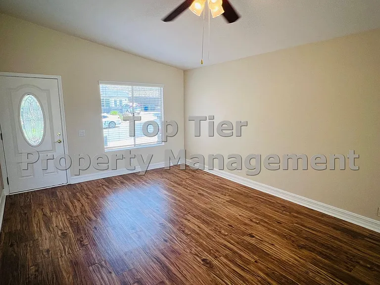 663 Cedar St — Photo 6
