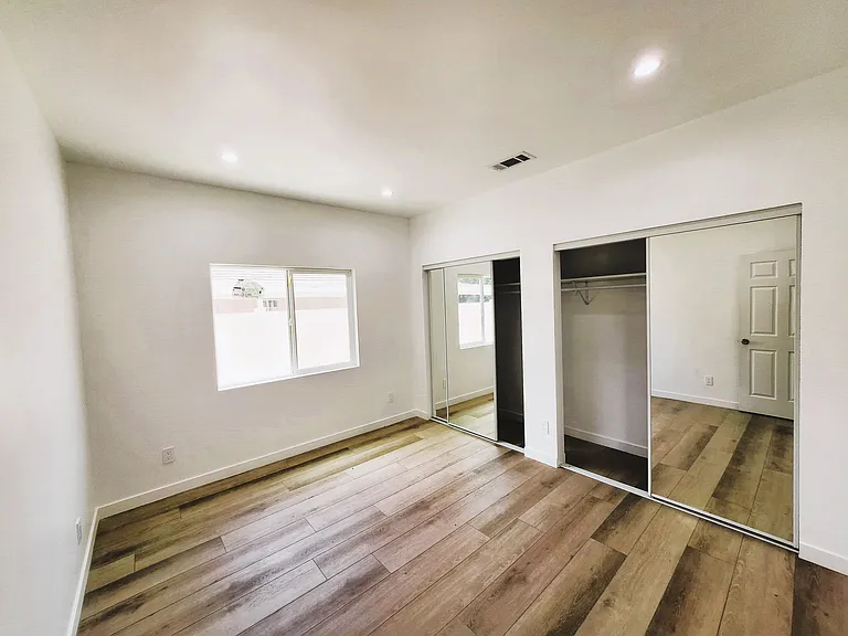 16047 Napa St — Photo 12