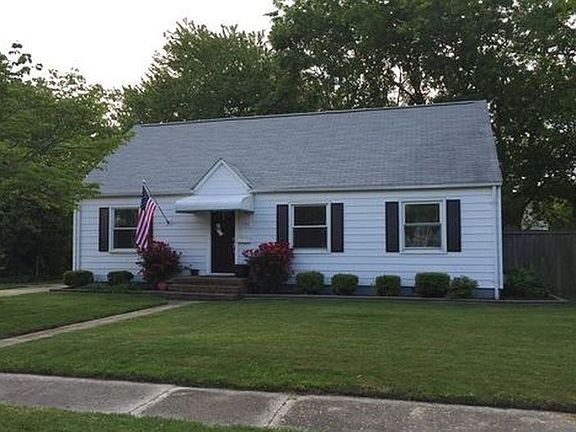 2nd image of 8706 Meadow Brook Ln