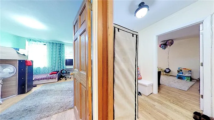 Sold by Remax Edge | media 32