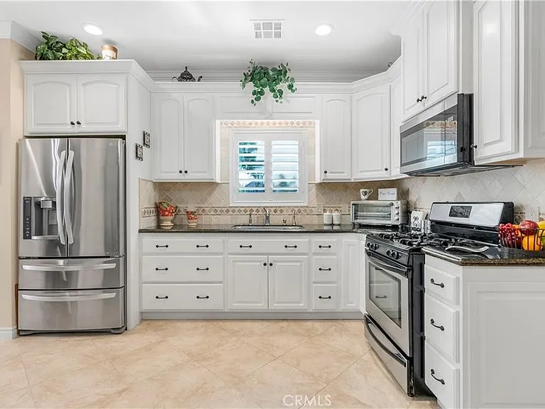 14222 Ashton Ln — Photo 2