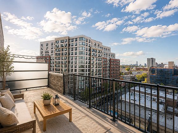 4th image of 815 Flatbush Ave #Penthouse 10