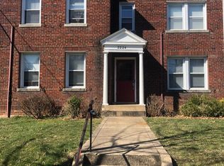 2224 40th Pl NW APT 3, Washington, DC 20007