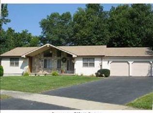 30 Victor Ln, South Windsor, CT 06074