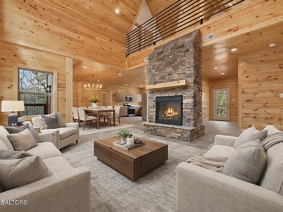 5th image of 5165 Riversong Way