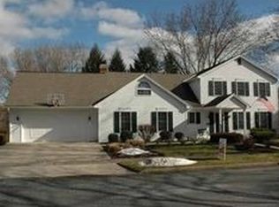 5219 Meadowbrook Dr, Mechanicsburg, PA 17050