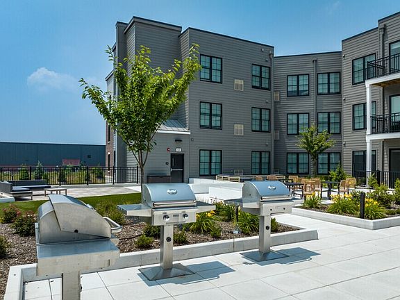 3rd image of 1000 The American Rd APT 329